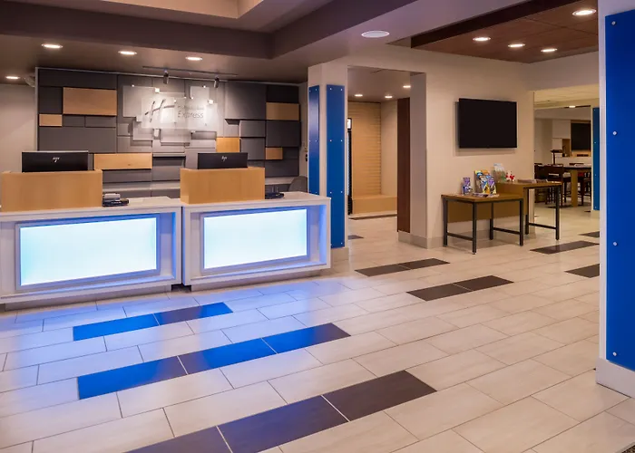 Express By Ihg 3*