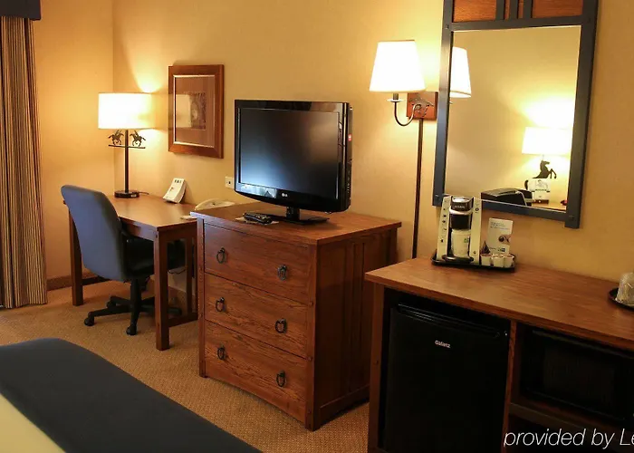 Express By Ihg 3*